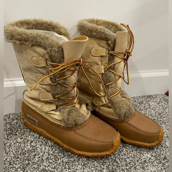 Sorel Shoes - Vintage Sorel Nanook women's winter boots, size 6